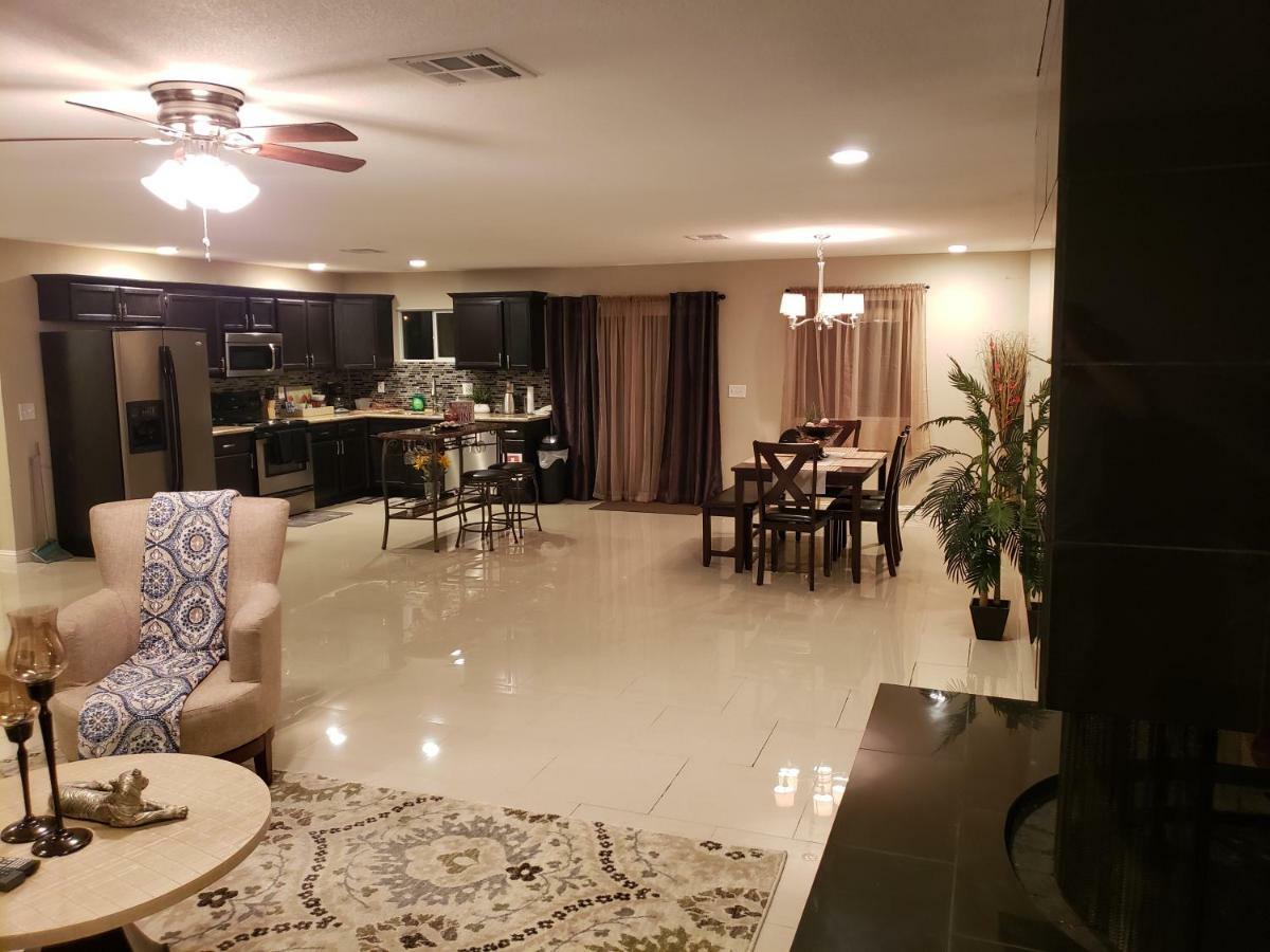 Beautiful 3 Bed/2 Bath Cozy Get Away Home Las Vegas Dış mekan fotoğraf