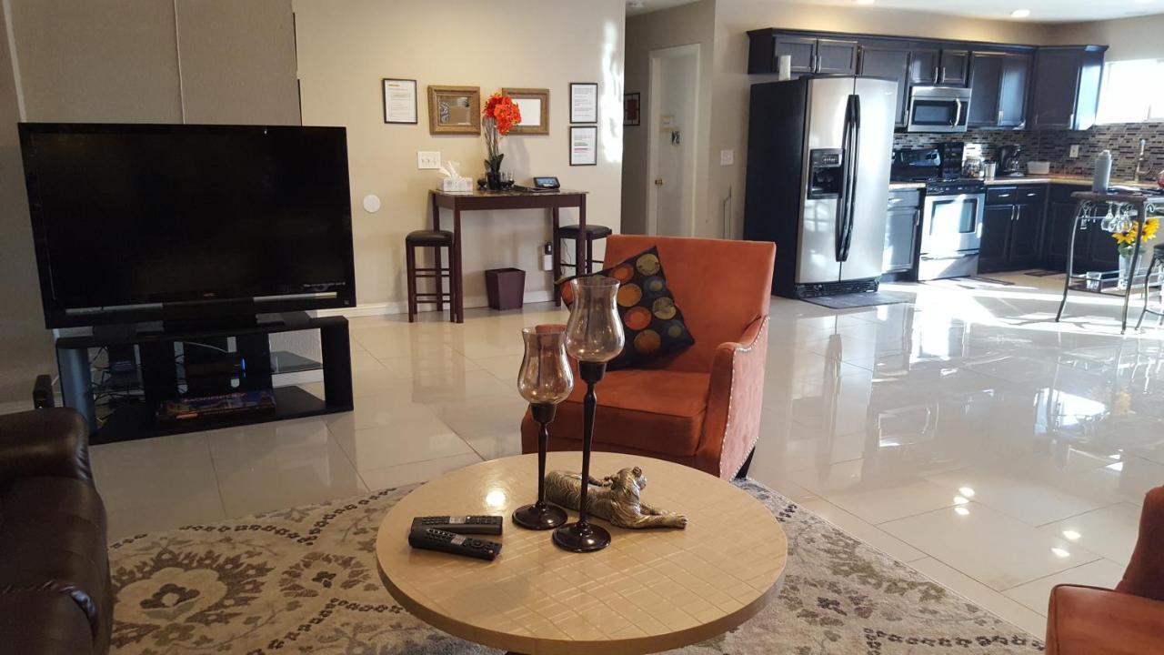 Beautiful 3 Bed/2 Bath Cozy Get Away Home Las Vegas Dış mekan fotoğraf